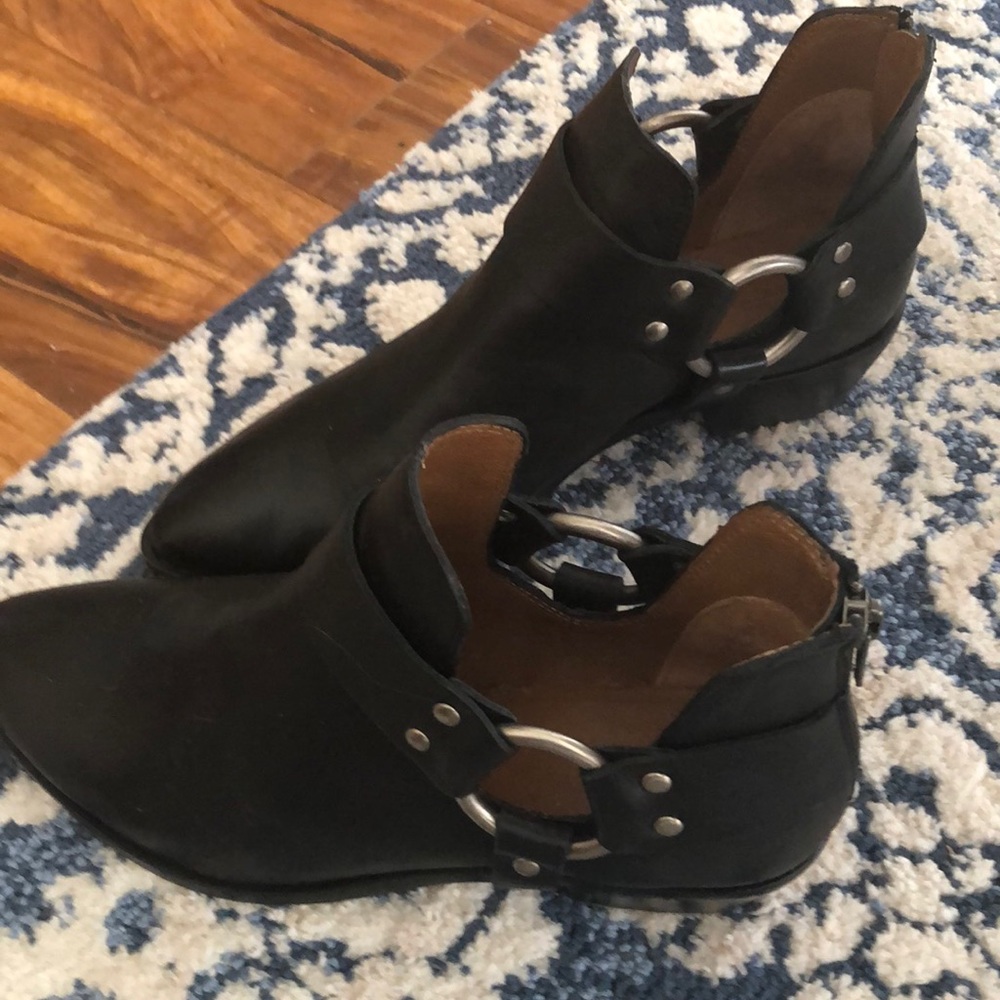 Frye booties